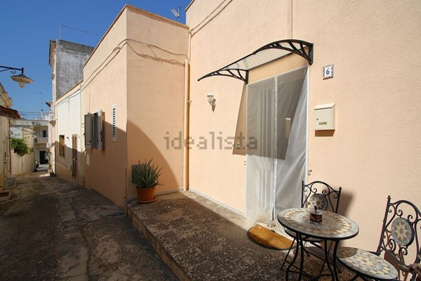 casa indipendente in vendita a Sannicola