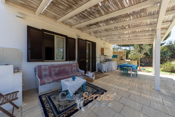 casa indipendente in vendita a Sannicola