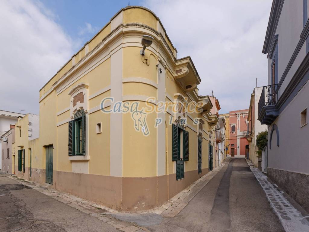 casa indipendente in vendita a Sannicola