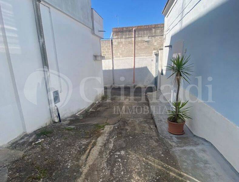 casa indipendente in vendita a Sannicola