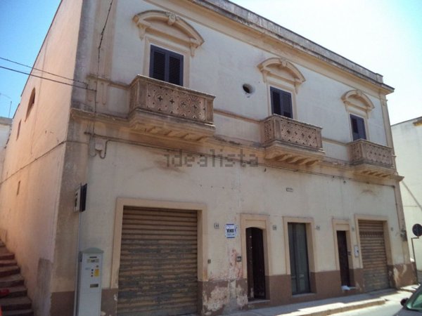 casa indipendente in vendita a Sannicola