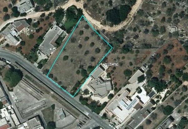 terreno edificabile in vendita a Sannicola