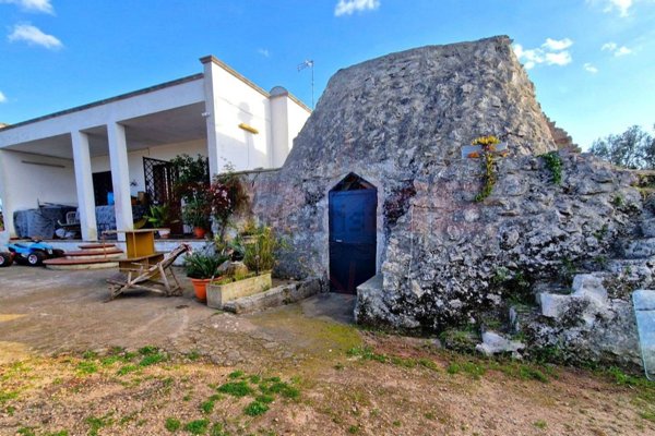 casa indipendente in vendita a Sannicola