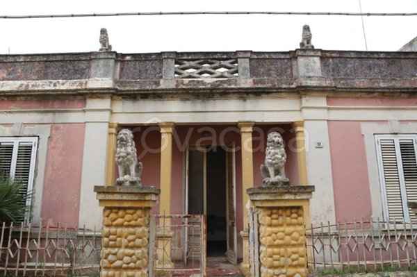 casa indipendente in vendita a Sannicola