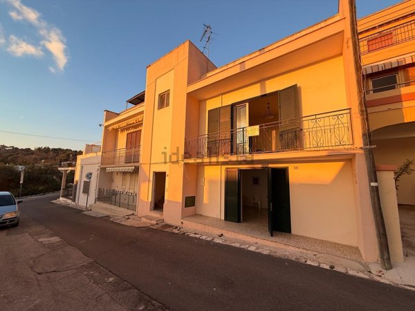 appartamento in vendita a Sannicola in zona Lido Conchiglie