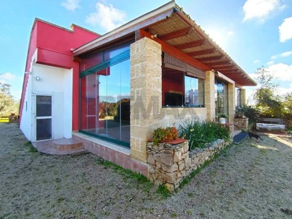 casa indipendente in vendita a Sannicola