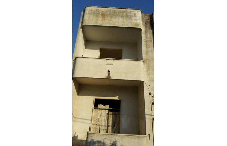 casa indipendente in vendita a Sannicola