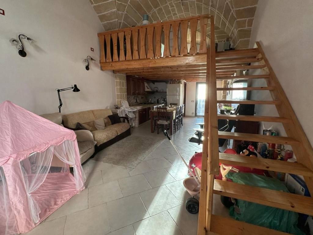 casa indipendente in vendita a Sannicola