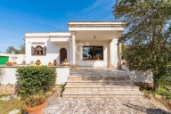 casa indipendente in vendita a Sannicola