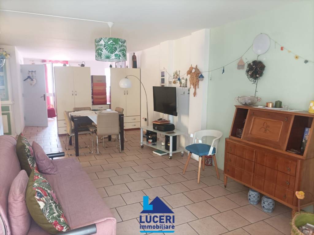 appartamento in vendita a Sannicola in zona Lido Conchiglie
