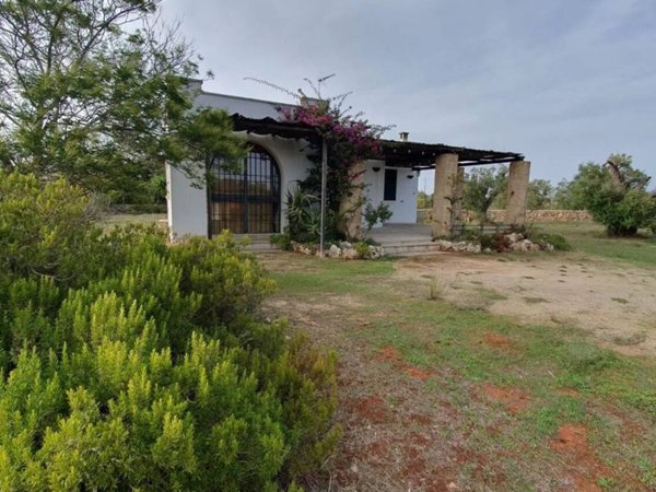 casa indipendente in vendita a Sannicola in zona Lido Conchiglie