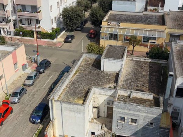 casa indipendente in vendita a Sannicola