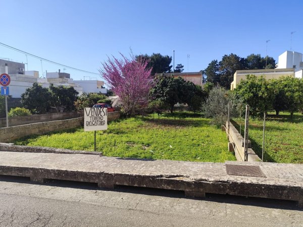 terreno edificabile in vendita a Sannicola