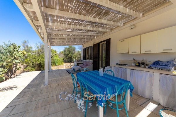 casa indipendente in vendita a Sannicola