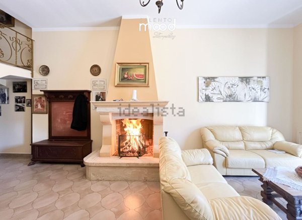 casa indipendente in vendita a Sannicola