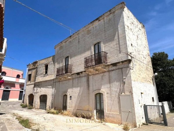 casa indipendente in vendita a Sannicola in zona Chiesanuova