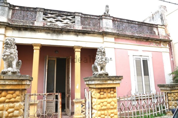 casa indipendente in vendita a Sannicola