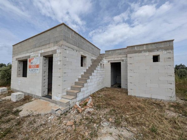 casa indipendente in vendita a Sannicola