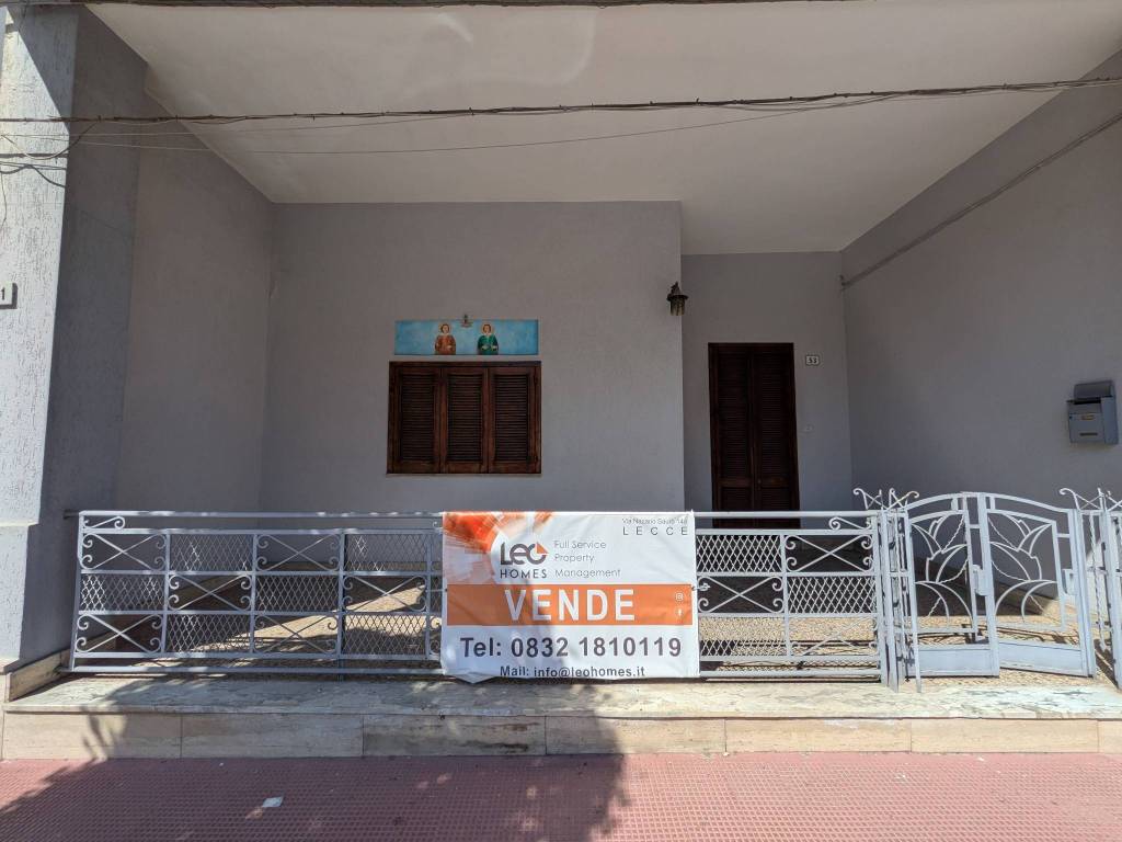 casa indipendente in vendita a Sannicola