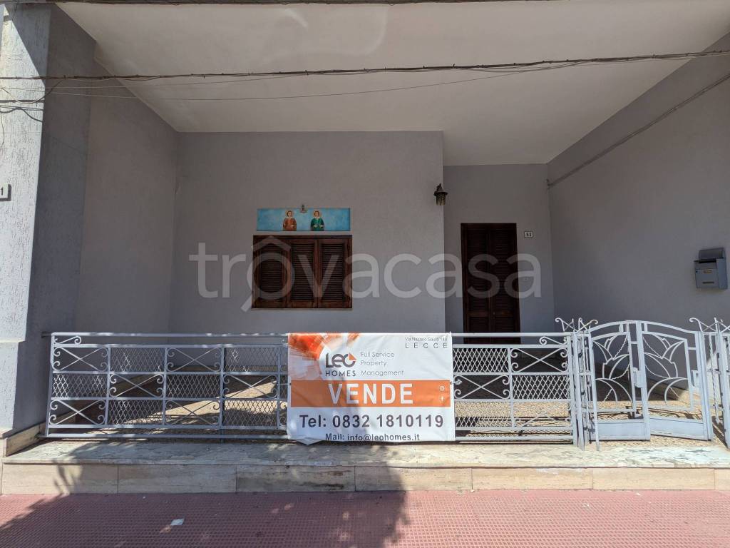 casa indipendente in vendita a Sannicola