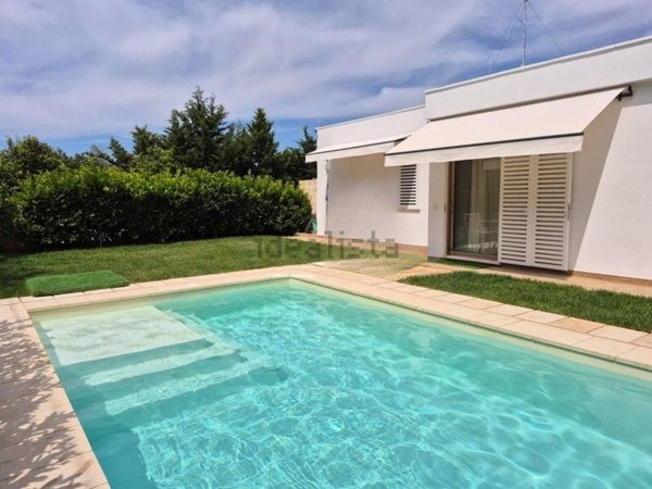 casa indipendente in vendita a Sannicola in zona San Simone