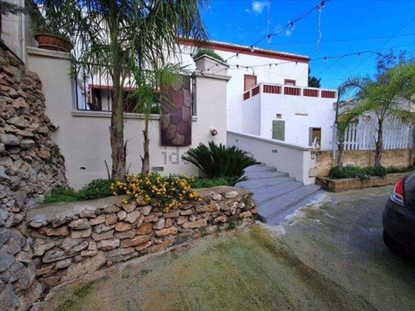 casa indipendente in vendita a Sannicola in zona San Simone