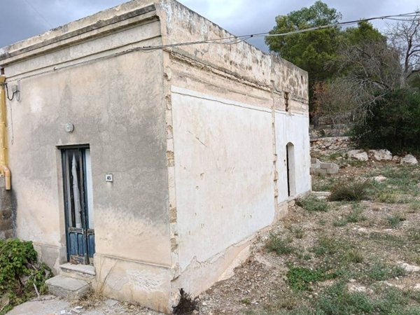 casa indipendente in vendita a Sannicola in zona San Simone