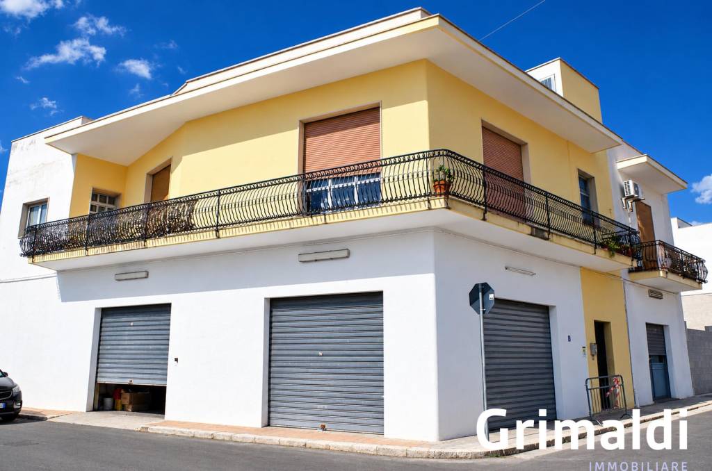casa indipendente in vendita a Sannicola