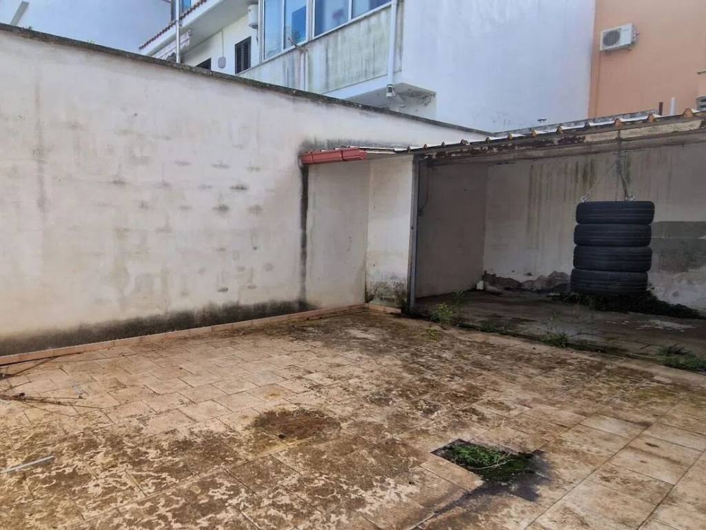 negozio in vendita a San Pietro in Lama