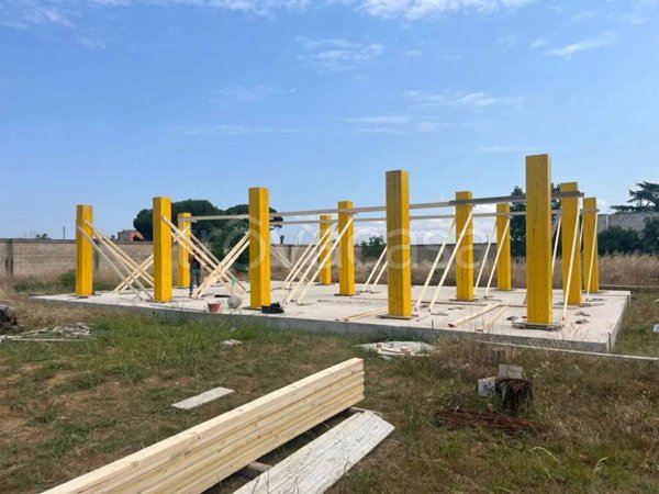 casa indipendente in vendita a San Pietro in Lama