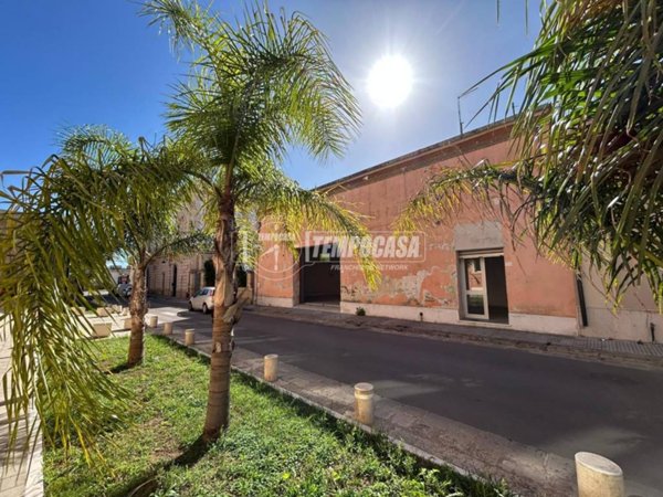 negozio in vendita a San Pietro in Lama