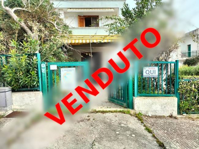 casa indipendente in vendita a Santa Cesarea Terme