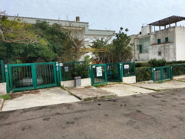 casa indipendente in vendita a Santa Cesarea Terme