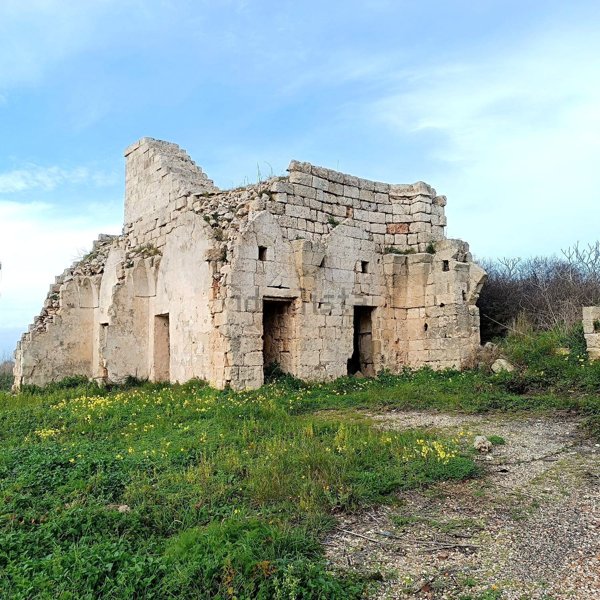 rudere in vendita a Santa Cesarea Terme