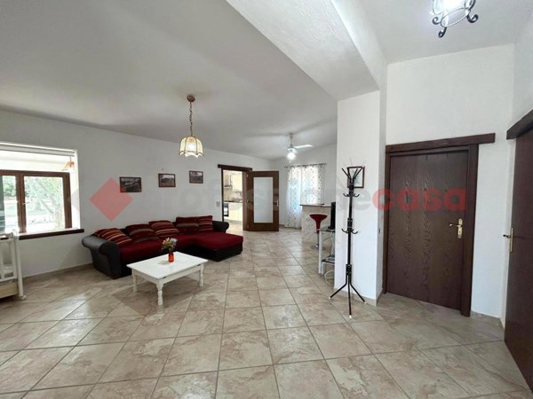 casa indipendente in vendita a Santa Cesarea Terme