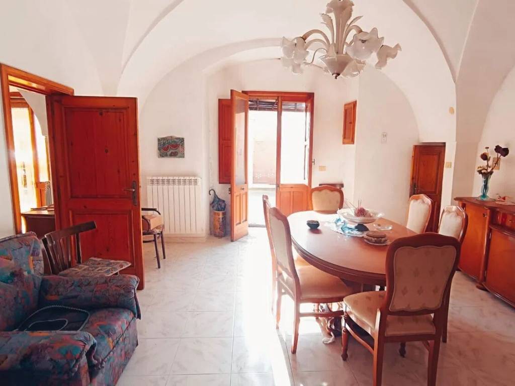 casa indipendente in vendita a Santa Cesarea Terme in zona Cerfignano