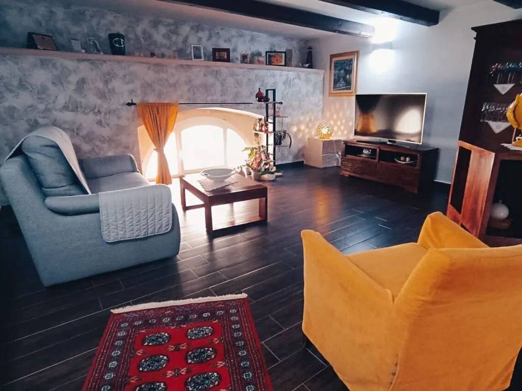 casa indipendente in vendita a Santa Cesarea Terme in zona Cerfignano