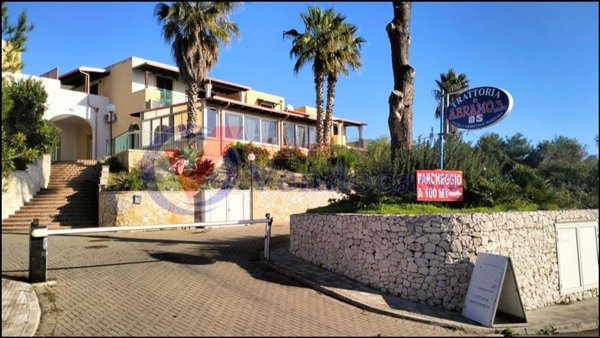 negozio in vendita a Santa Cesarea Terme