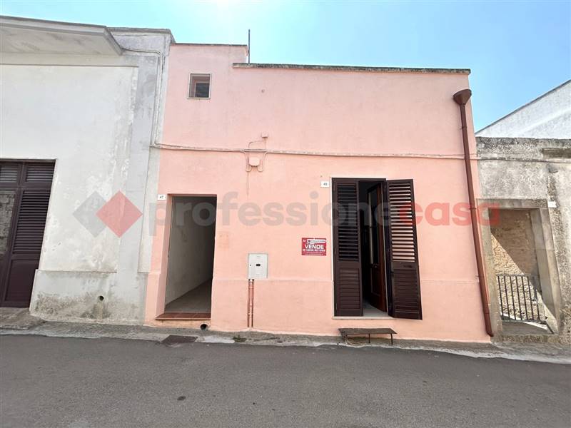 casa indipendente in vendita a Santa Cesarea Terme in zona Vitigliano