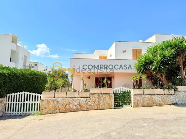 casa indipendente in vendita a Santa Cesarea Terme