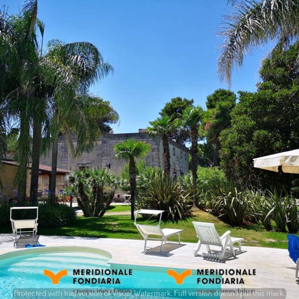 casa indipendente in vendita a Scorrano