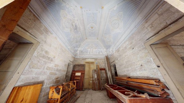 negozio in vendita a Scorrano