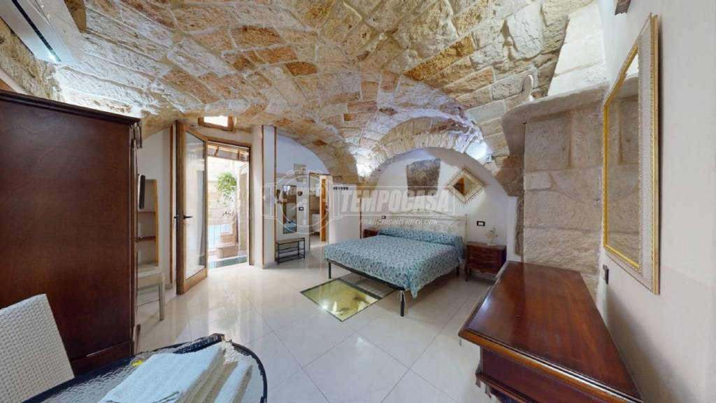 casa indipendente in vendita a Scorrano