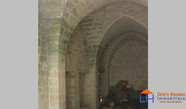 casa indipendente in vendita a Scorrano
