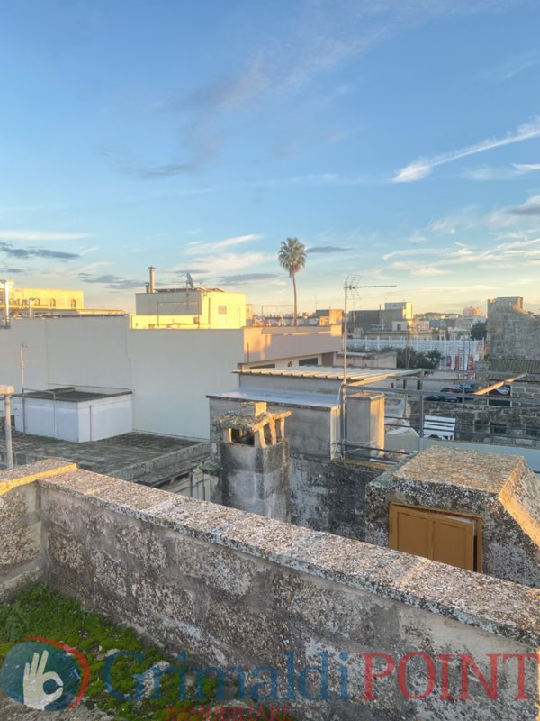 casa indipendente in vendita a Scorrano