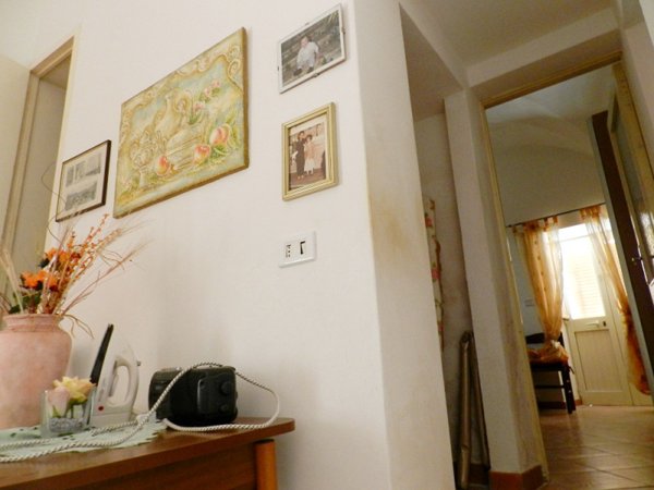 casa indipendente in vendita a Scorrano