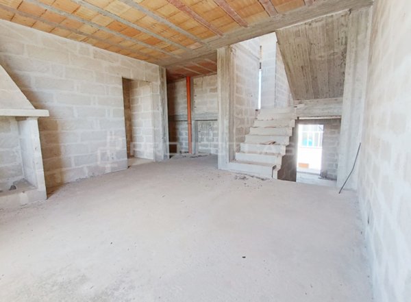 casa indipendente in vendita a Scorrano