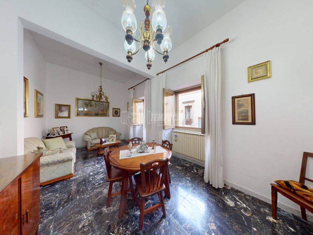 casa indipendente in vendita a Scorrano