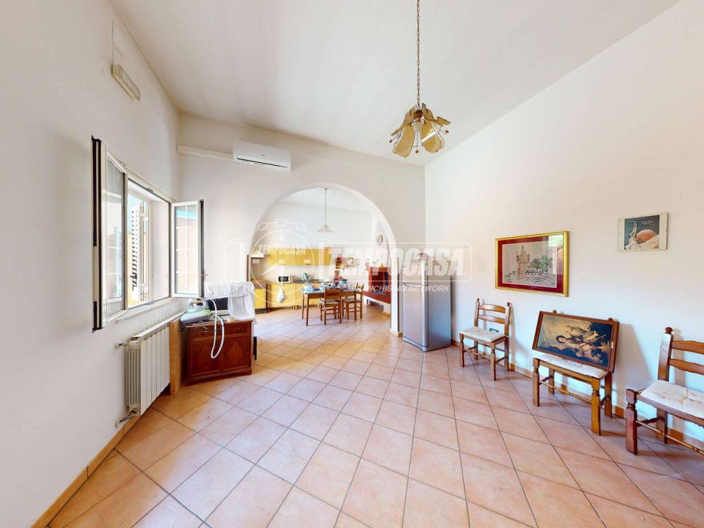 casa indipendente in vendita a Scorrano