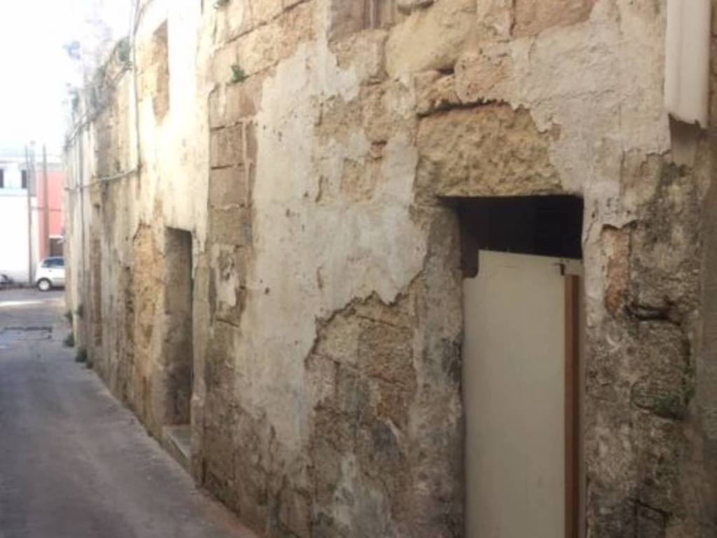 casa indipendente in vendita a Scorrano